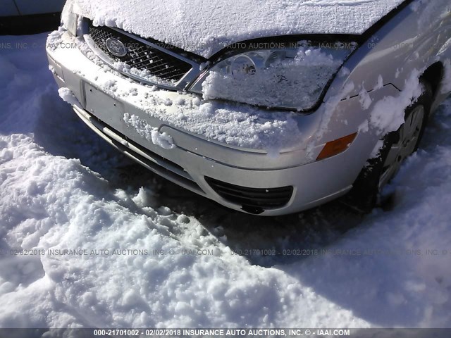 1FAFP34N37W334369 - 2007 FORD FOCUS ZX4/S/SE/SES 银色 照片 6