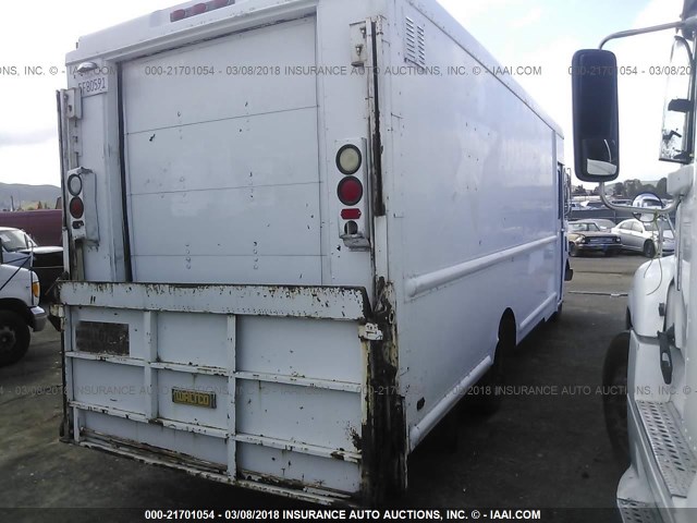 1GDKP32K6S3501721 - 1995 GMC FORWARD CONTROL C  WHITE photo 4