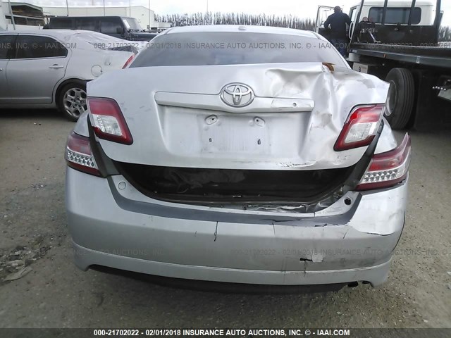 4T1BF3EK7BU698326 - 2011 TOYOTA CAMRY SE/LE/XLE SILVER photo 6