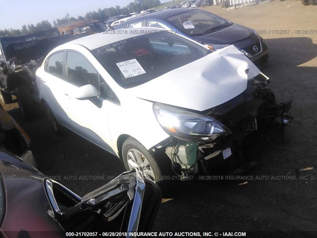 KNADN4A36G6591586 - 2016 KIA RIO EX/SX WHITE photo 1