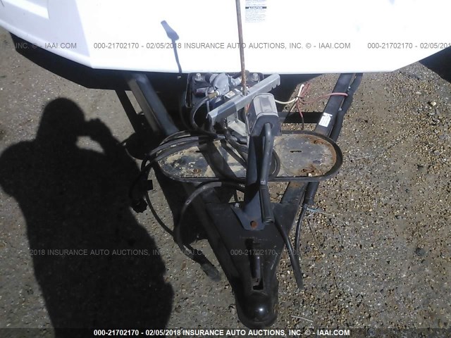 5SFEB4224BE225207 - 2011 HEARTLAND OTHER  白色 照片 7