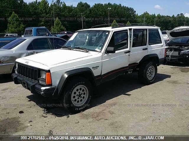 1J4FJ68S3TL157776 - 1996 JEEP CHEROKEE SPORT/CLASSIC WHITE photo 2