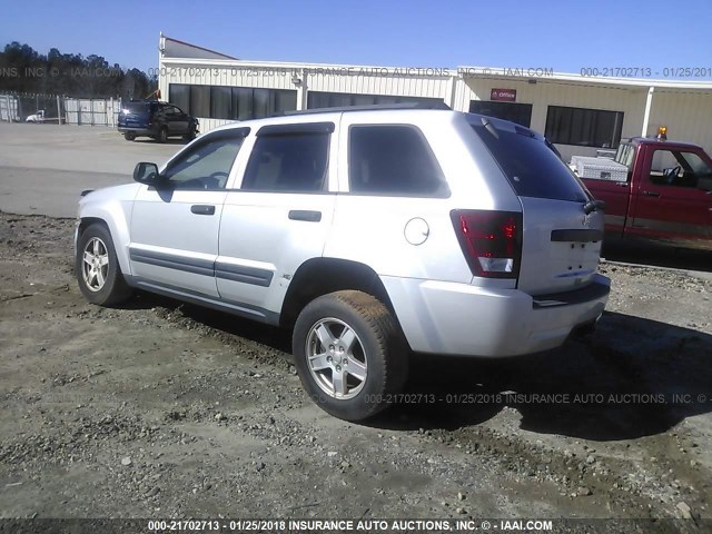 1J4GS48KX5C504870 - 2005 JEEP GRAND CHEROKEE LAREDO/COLUMBIA/FREEDOM 银色 照片 3
