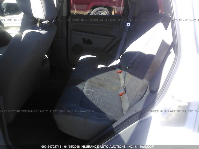 1J4GS48KX5C504870 - 2005 JEEP GRAND CHEROKEE LAREDO/COLUMBIA/FREEDOM 银色 照片 8