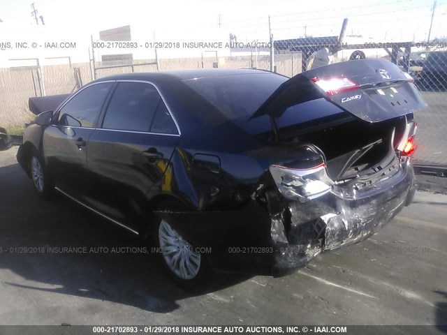 4T4BF1FK3CR168266 - 2012 TOYOTA CAMRY SE/LE/XLE BLACK photo 3
