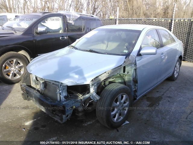 4T1BE46K27U624875 - 2007 TOYOTA CAMRY NEW GENERAT CE/LE/XLE/SE SILVER photo 2