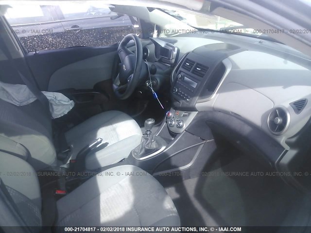 1G1JB5SH0E4183052 - 2014 CHEVROLET SONIC LS Սև լուսանկար 5