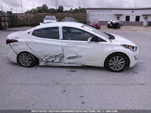 5NPDH4AE2FH563686 - 2015 HYUNDAI ELANTRA SE/SPORT/LIMITED WHITE photo 6