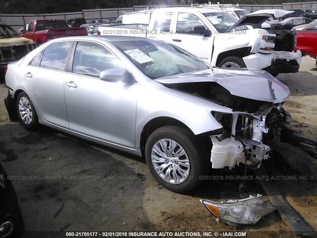 4T4BF1FK9ER404034 - 2014 TOYOTA CAMRY L/SE/LE/XLE SILVER photo 1