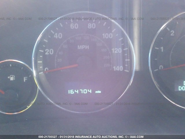 1J8HG48KX7C670992 - 2007 JEEP COMMANDER MAROON photo 7