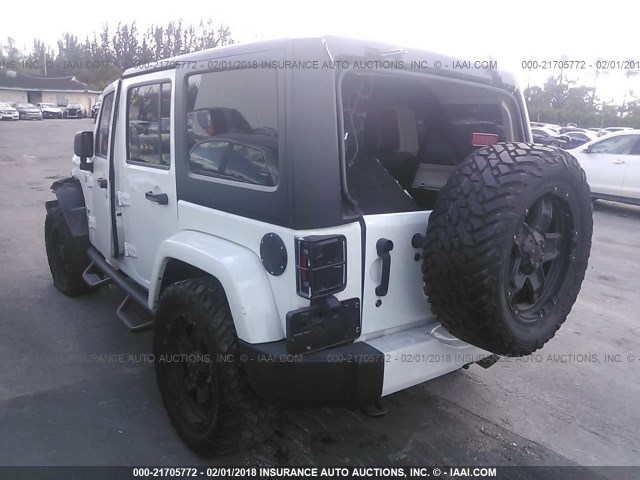 1C4BJWDG4FL619305 - 2015 JEEP WRANGLER UNLIMITE SPORT WHITE photo 3