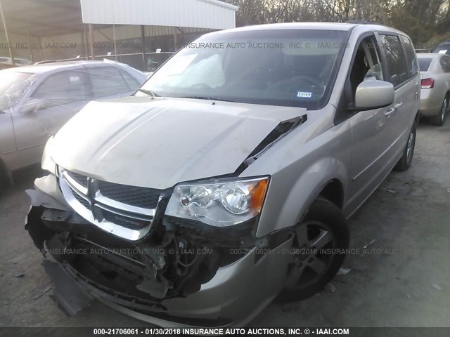 2C4RDGCG4DR550472 - 2013 DODGE GRAND CARAVAN SXT TAN photo 2