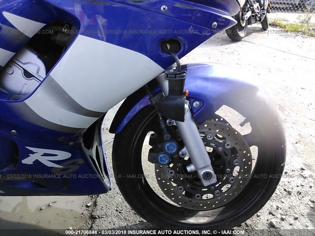 JYARJ04Y5XA000239 - 1999 YAMAHA YZFR6 L BLUE photo 5