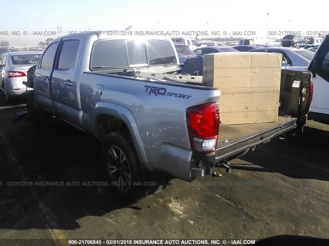 3TMBZ5DN2GM003717 - 2016 TOYOTA TACOMA DOUBLE CAB/SR5/TRD SPORT SILVER photo 3