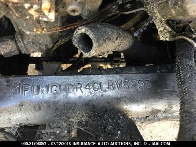 1FUJGLDR4CLBV8253 - 2012 FREIGHTLINER CASCADIA 125  WHITE photo 10