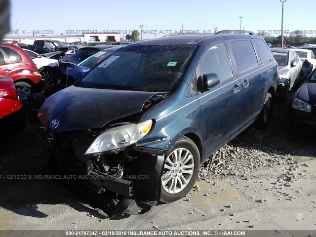 5TDYK3DC4BS175628 - 2011 TOYOTA SIENNA XLE/LIMITED BLUE photo 2