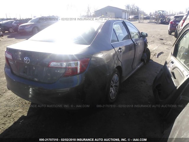 4T1BF1FK0DU721161 - 2013 TOYOTA CAMRY L/SE/LE/XLE GRAY photo 4