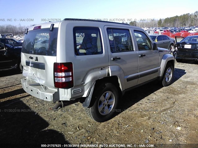 1J8GN28K69W523169 - 2009 JEEP LIBERTY SPORT SILVER photo 4