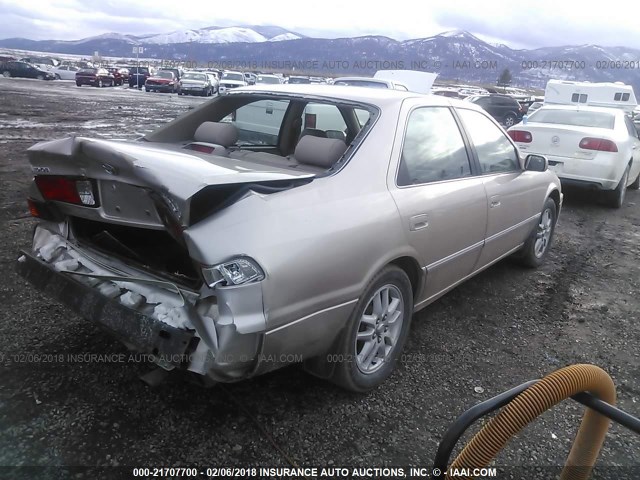 4T1BF28K11U962757 - 2001 TOYOTA CAMRY LE/XLE GOLD photo 4