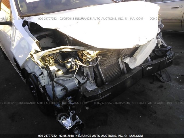 5YFBURHEXGP497785 - 2016 TOYOTA COROLLA L/LE/LE PLS/PRM/S/S PLS WHITE photo 6