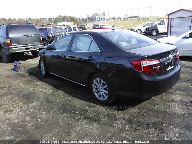 4T1BF1FK0EU823559 - 2014 TOYOTA CAMRY L/SE/LE/XLE შავი ფოტო 3