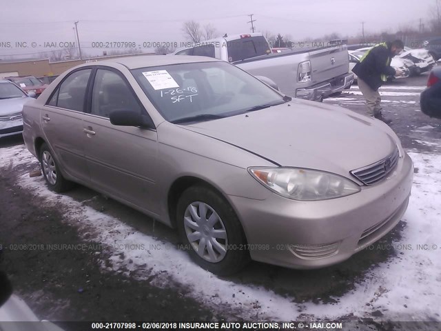 4T1BE32K65U516322 - 2005 TOYOTA CAMRY LE/XLE/SE 金色 照片 1