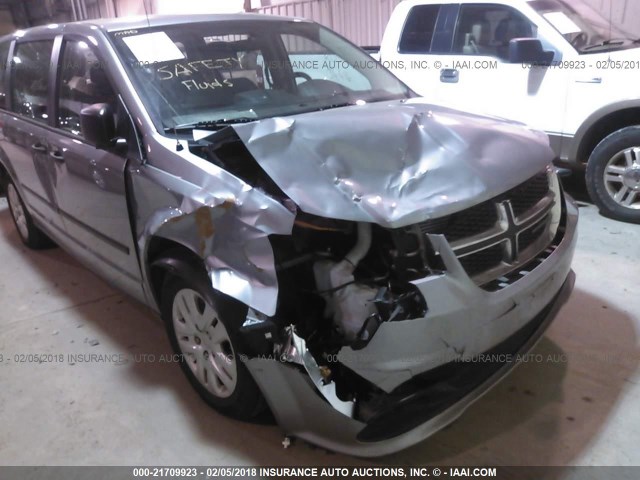 2C4RDGBG7GR169706 - 2016 DODGE GRAND CARAVAN SE SILVER photo 6