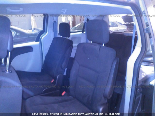 2C4RDGBG7GR169706 - 2016 DODGE GRAND CARAVAN SE SILVER photo 8