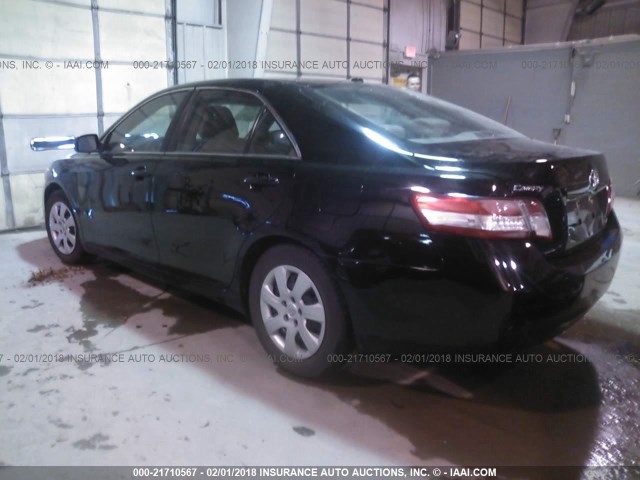 4T4BF3EK7AR029638 - 2010 TOYOTA CAMRY SE/LE/XLE BLACK photo 3