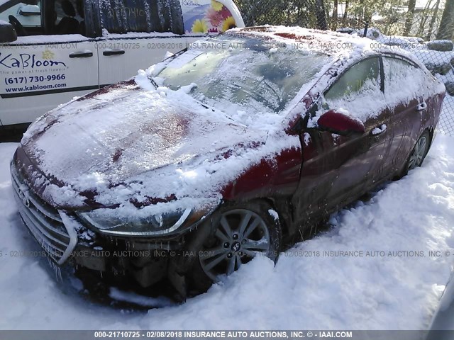 KMHD84LF7HU142802 - 2017 HYUNDAI ELANTRA SE/VALUE/LIMITED RED photo 2