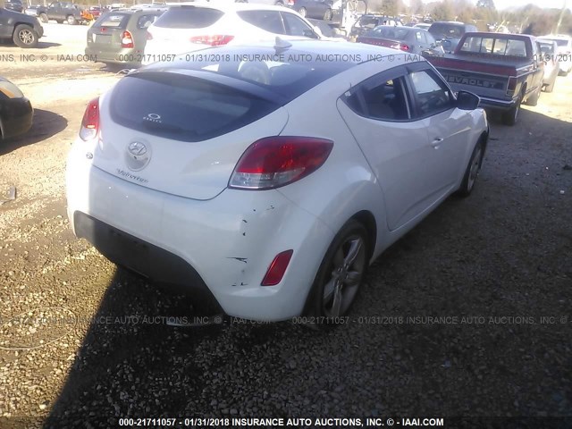 KMHTC6AD5EU207794 - 2014 HYUNDAI VELOSTER WHITE photo 4