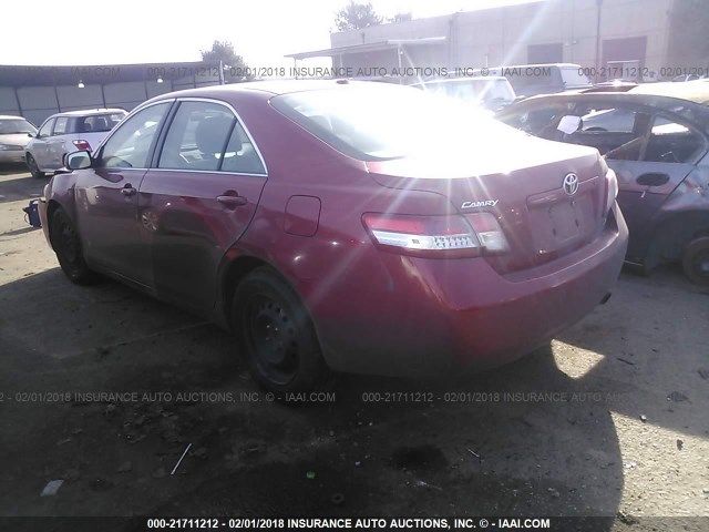 4T1BF3EK5BU142855 - 2011 TOYOTA CAMRY SE/LE/XLE Красный фото 3