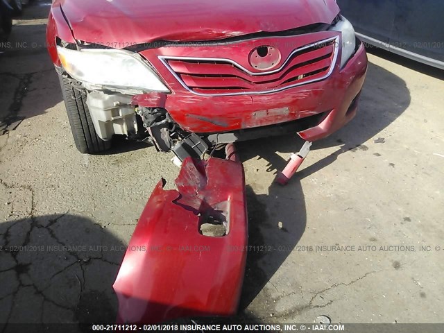 4T1BF3EK5BU142855 - 2011 TOYOTA CAMRY SE/LE/XLE Красный фото 6