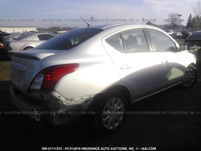 3N1CN7AP4GL850684 - 2016 NISSAN VERSA S/S PLUS/SV/SL SILVER photo 4