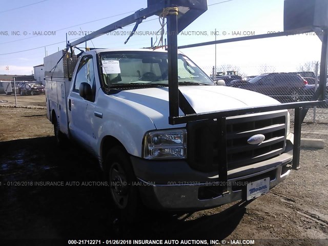 1FDNF20555ED17743 - 2005 FORD F250 SUPER DUTY WHITE photo 1