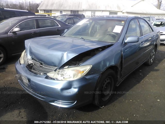 4T1BE32K83U696027 - 2003 TOYOTA CAMRY LE/XLE/SE ლურჯი ფოტო 2