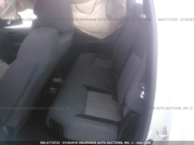 5TFUM5F19HX071350 - 2017 TOYOTA TUNDRA DOUBLE CAB SR/SR5 WHITE photo 8