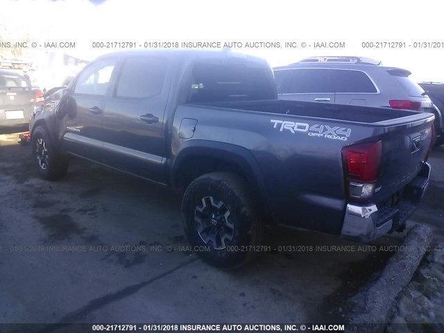 5TFCZ5AN4HX100776 - 2017 TOYOTA TACOMA DBL CAB/SR/TRDSPT/OR/PRO ნაცრისფერი ფოტო 3