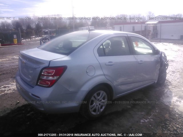 1G1JB5SH1H4133233 - 2017 CHEVROLET SONIC LS 浅蓝色 照片 4