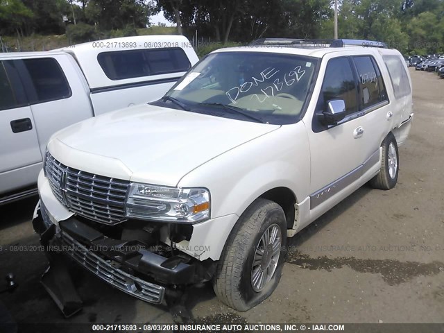 5LMFU28557LJ21649 - 2007 LINCOLN NAVIGATOR 白色 照片 2