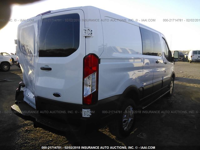 1FTNR1ZM8FKA34109 - 2015 FORD TRANSIT T-250 WHITE photo 4