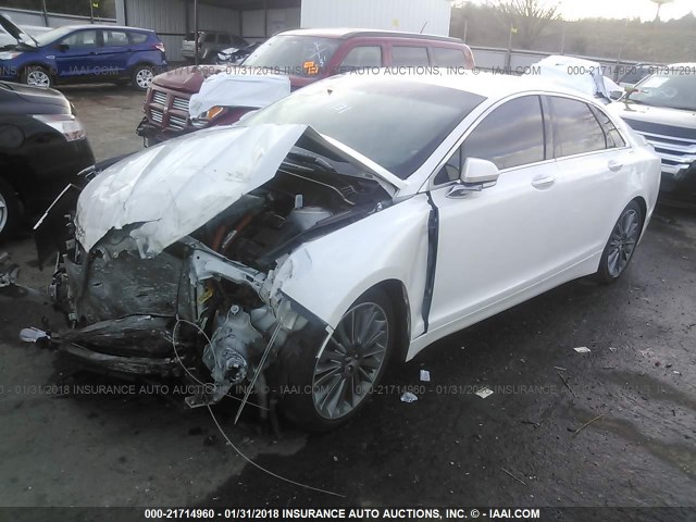 3LN6L2LU6DR815008 - 2013 LINCOLN MKZ HYBRID WHITE photo 2