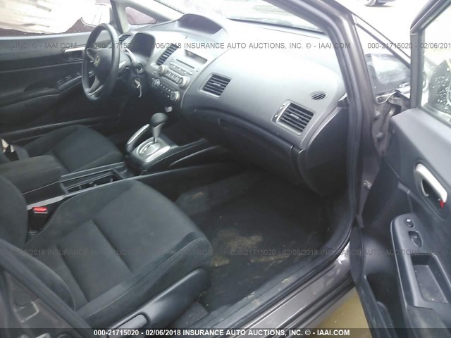 2HGFA1F68BH505227 - 2011 HONDA CIVIC LX-S GRAY photo 5