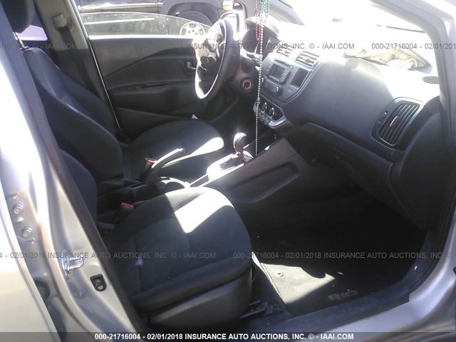 KNADM4A31D6177520 - 2013 KIA RIO LX SILVER photo 5