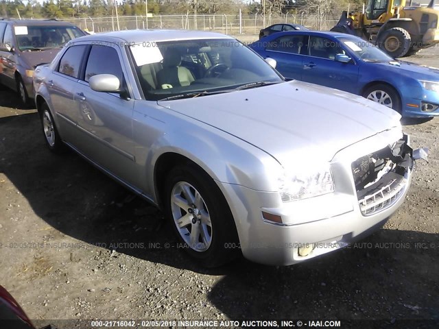 2C3KA53G07H883409 - 2007 CHRYSLER 300 TOURING SILVER photo 1