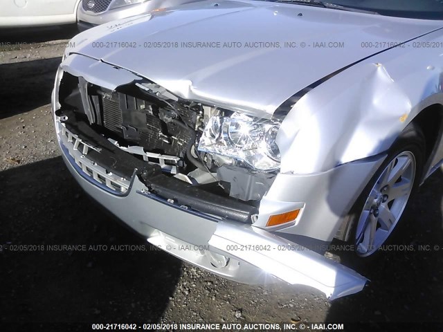 2C3KA53G07H883409 - 2007 CHRYSLER 300 TOURING SILVER photo 6