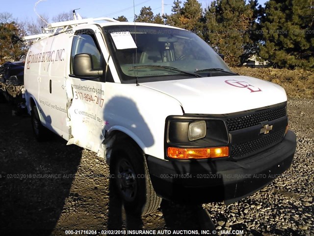 1GCWGFBA0D1178523 - 2013 CHEVROLET EXPRESS G2500  WHITE photo 1