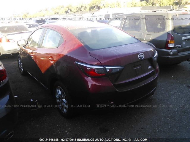 3MYDLBZV7GY116431 - 2016 TOYOTA SCION IA RED photo 3