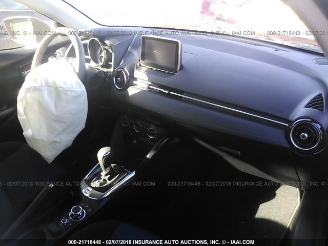 3MYDLBZV7GY116431 - 2016 TOYOTA SCION IA RED photo 5