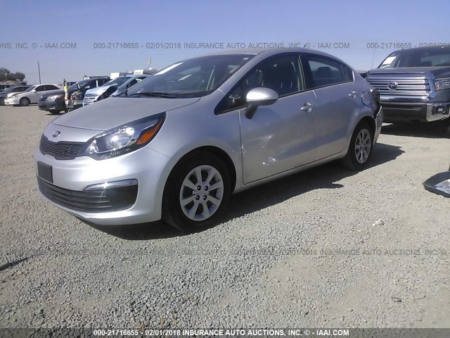 KNADM4A30G6684087 - 2016 KIA RIO LX Շագանակագույն լուսանկար 2